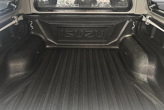 Isuzu D-max 14 of 14