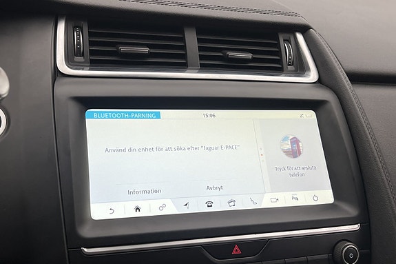 Jaguar E-PACE 15 of 24
