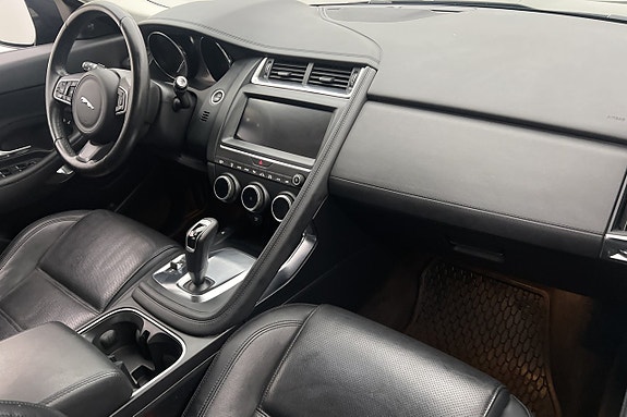 Jaguar E-PACE 9 of 24