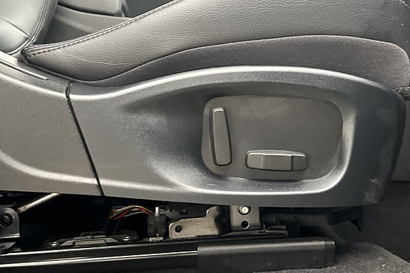 Jaguar E-PACE 23 of 24