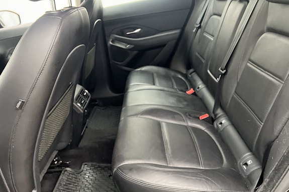 Jaguar E-PACE 11 of 24