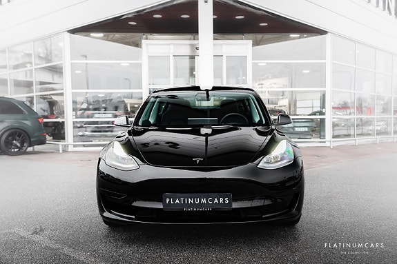 Tesla Model 3 3 of 11
