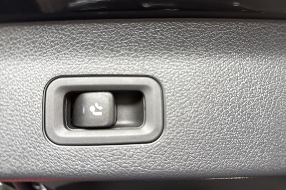 Mercedes-Benz GLS450 d 14 of 17