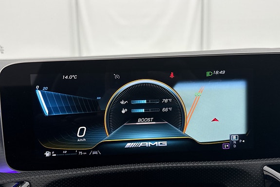 Mercedes-Benz CLA45 19 of 26
