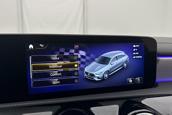 Mercedes-Benz CLA45 23 of 26