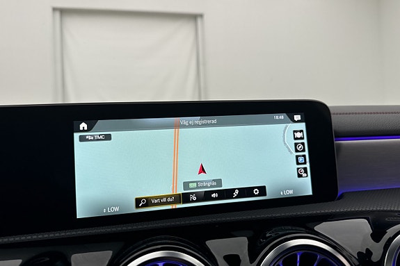 Mercedes-Benz CLA45 14 of 26