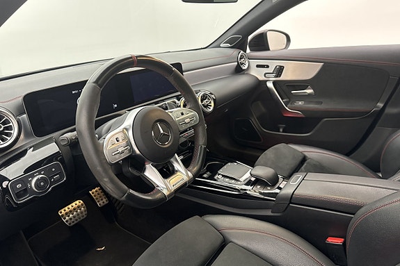 Mercedes-Benz CLA45 8 of 26