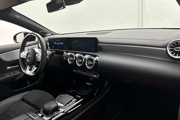 Mercedes-Benz CLA45 10 of 26