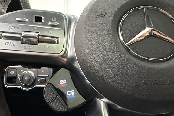 Mercedes-Benz CLA45 21 of 26