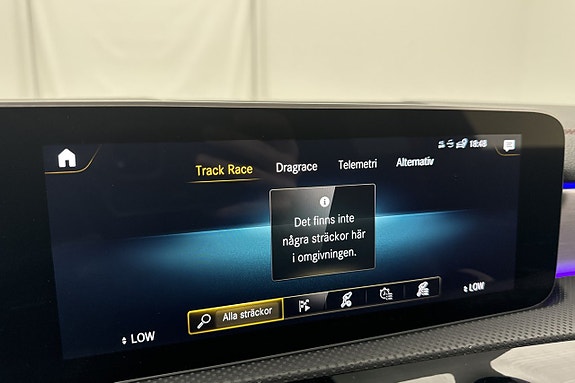 Mercedes-Benz CLA45 24 of 26