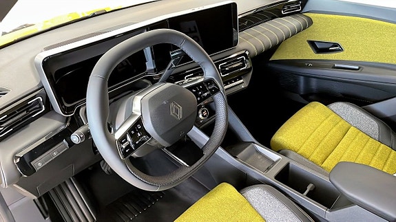 Renault 5 E-Tech 11 of 12