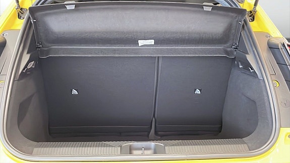 Renault 5 E-Tech 10 of 12