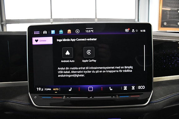 Volkswagen Passat 19 of 28