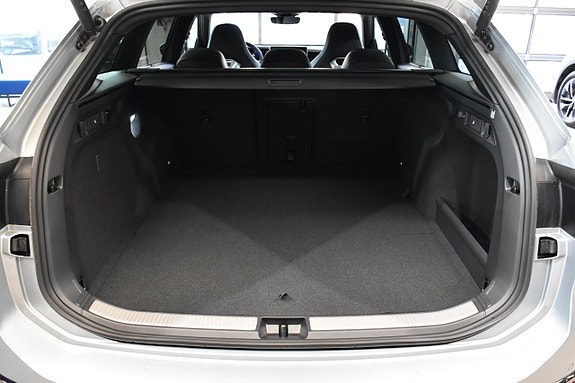 Volkswagen Passat 28 of 28