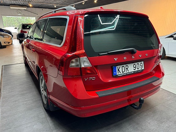 Volvo V70 4 of 5