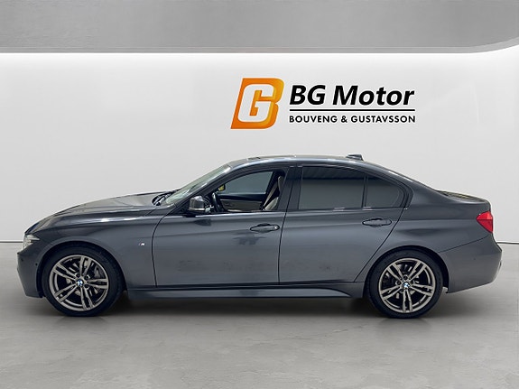 BMW 340i 7 of 22
