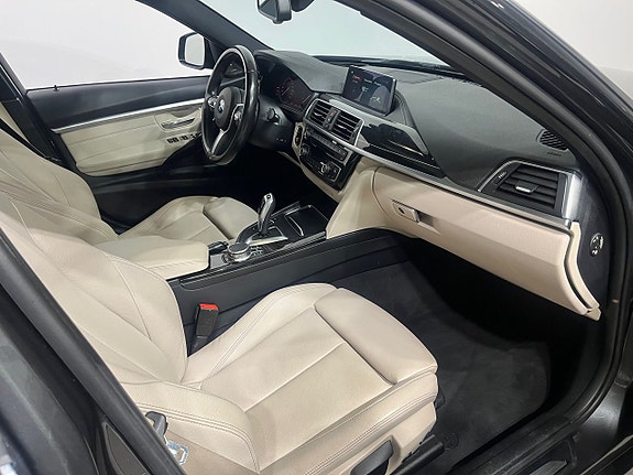 BMW 340i 9 of 22