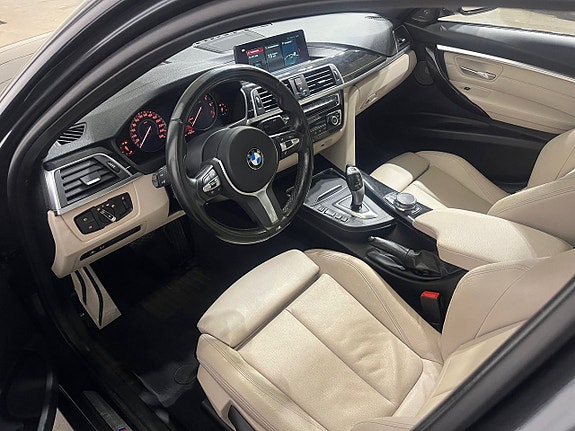 BMW 340i 12 of 22