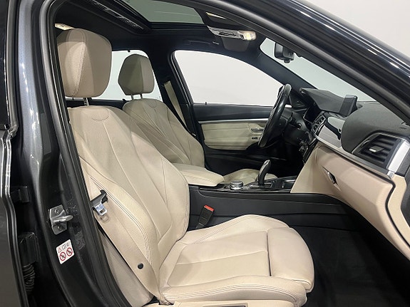 BMW 340i 10 of 22