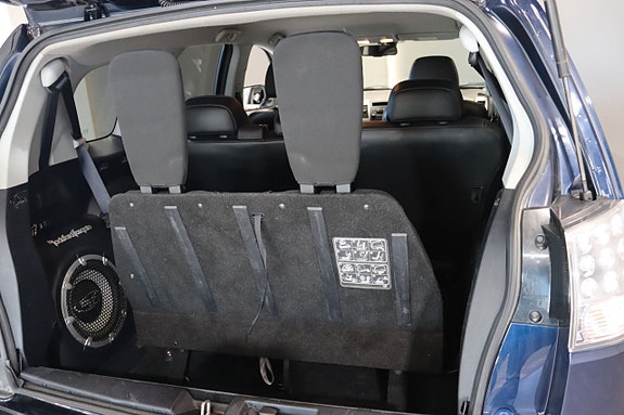 Mitsubishi Outlander 16 of 27