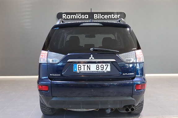 Mitsubishi Outlander 8 of 27