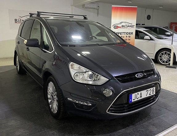 Ford S-MAX 3 of 5