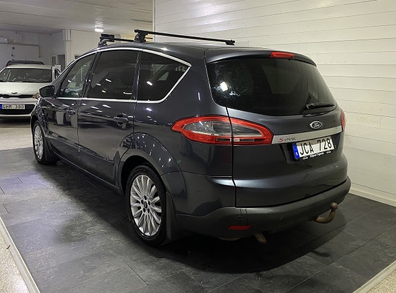 Ford S-MAX 4 of 5
