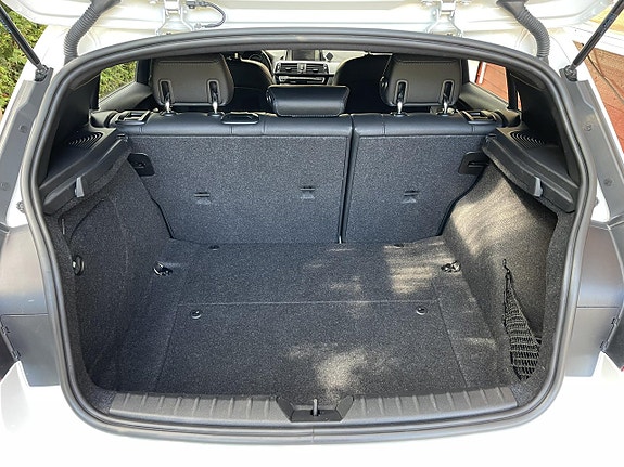 BMW 120i 10 of 15