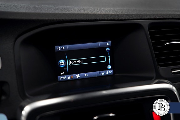 Volvo V60 16 of 19