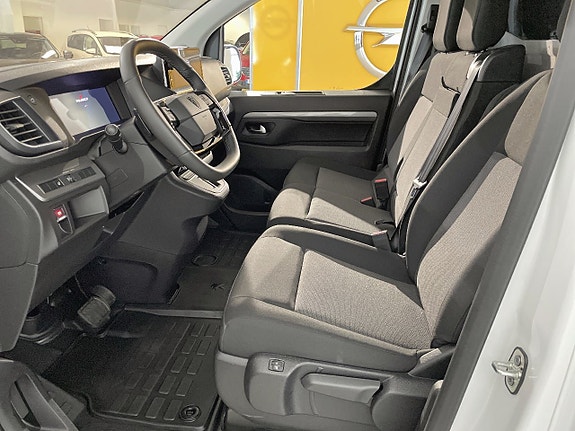 Peugeot e-Expert 7 of 24