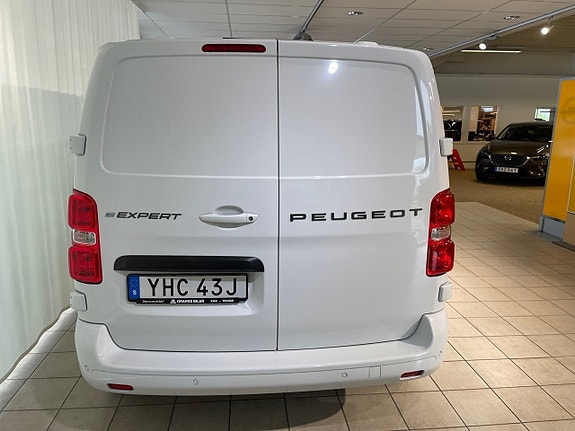 Peugeot e-Expert 23 of 24