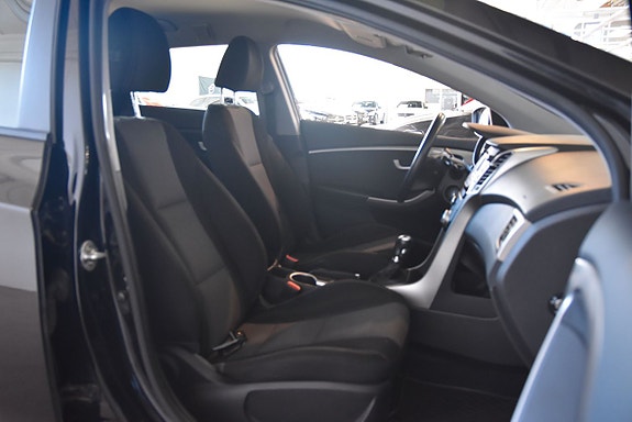 Hyundai i30 9 of 12