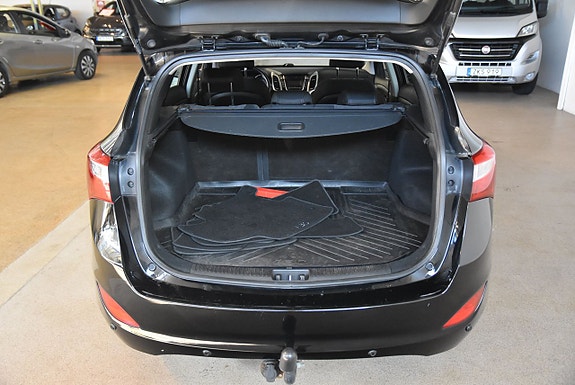Hyundai i30 12 of 12
