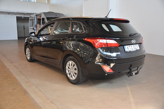 Hyundai i30 4 of 12
