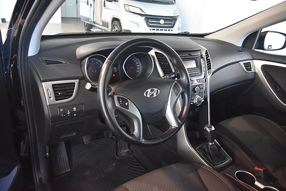 Hyundai i30 6 of 12