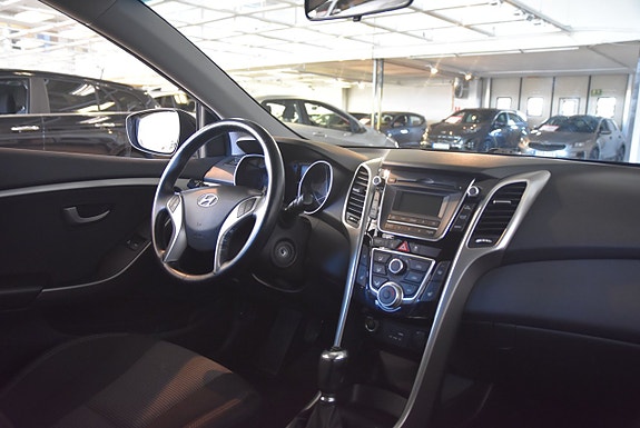 Hyundai i30 8 of 12