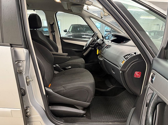 Citroen Grand C4 Picasso 17 of 27