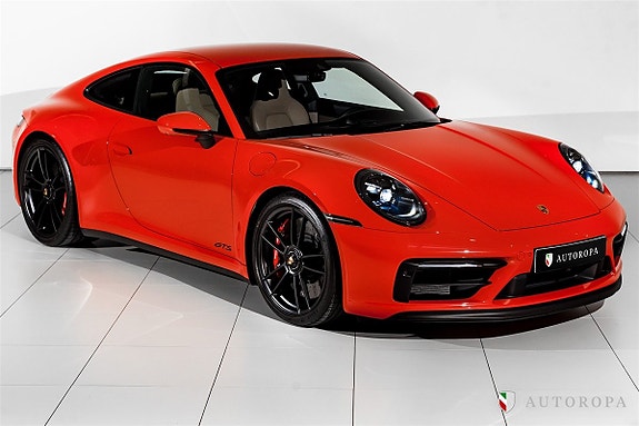 Porsche 911 Carrera 4 GTS