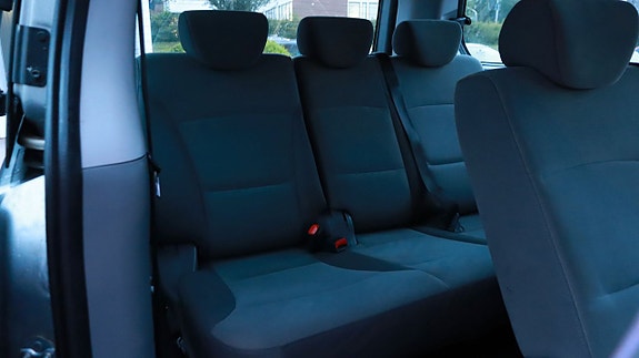 Hyundai H-1 11 of 21