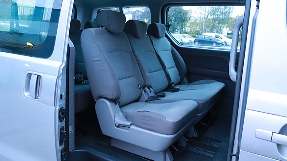 Hyundai H-1 9 of 21