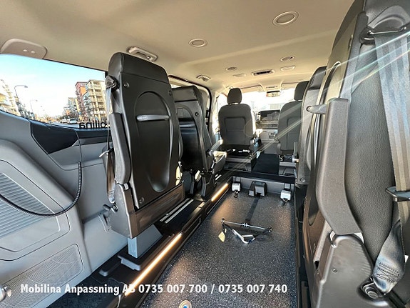 Ford Custom Tourneo 17 of 30