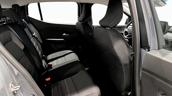 Dacia Sandero 5 of 5