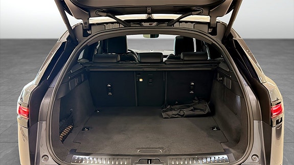 Land Rover Range Rover Velar 10 of 14