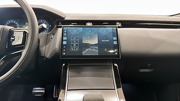 Land Rover Range Rover Velar 12 of 14