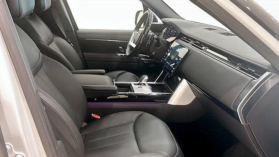 Land Rover Range Rover 3 of 5