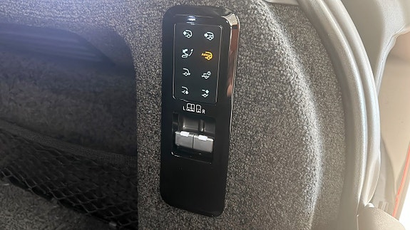 Land Rover Range Rover 14 of 14