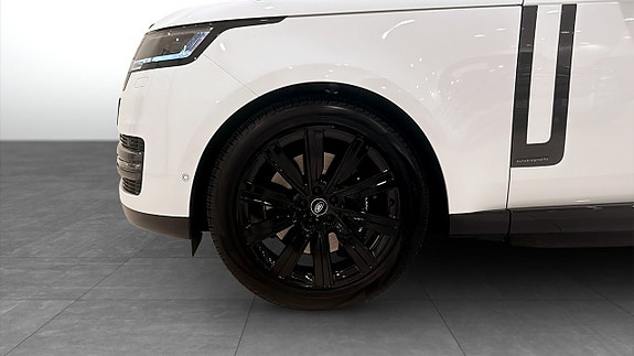 Land Rover Range Rover 9 of 14