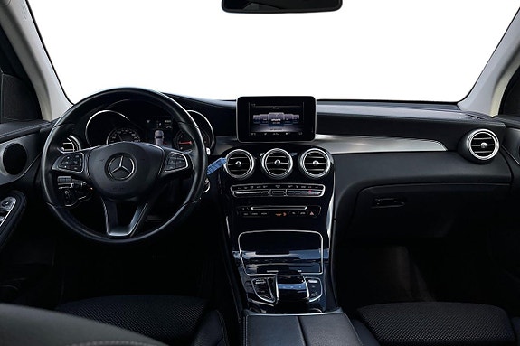 Mercedes-Benz GLC350 e 12 of 26