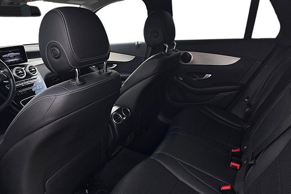 Mercedes-Benz GLC350 e 23 of 26