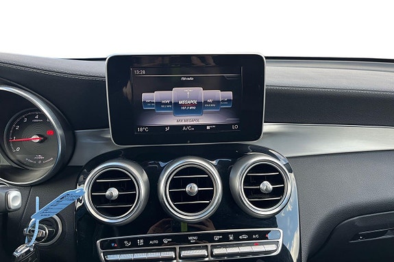 Mercedes-Benz GLC350 e 19 of 26
